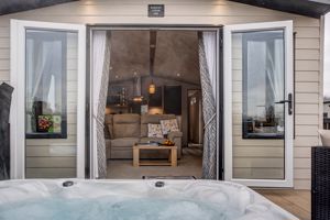 Photo 11- click for photo gallery